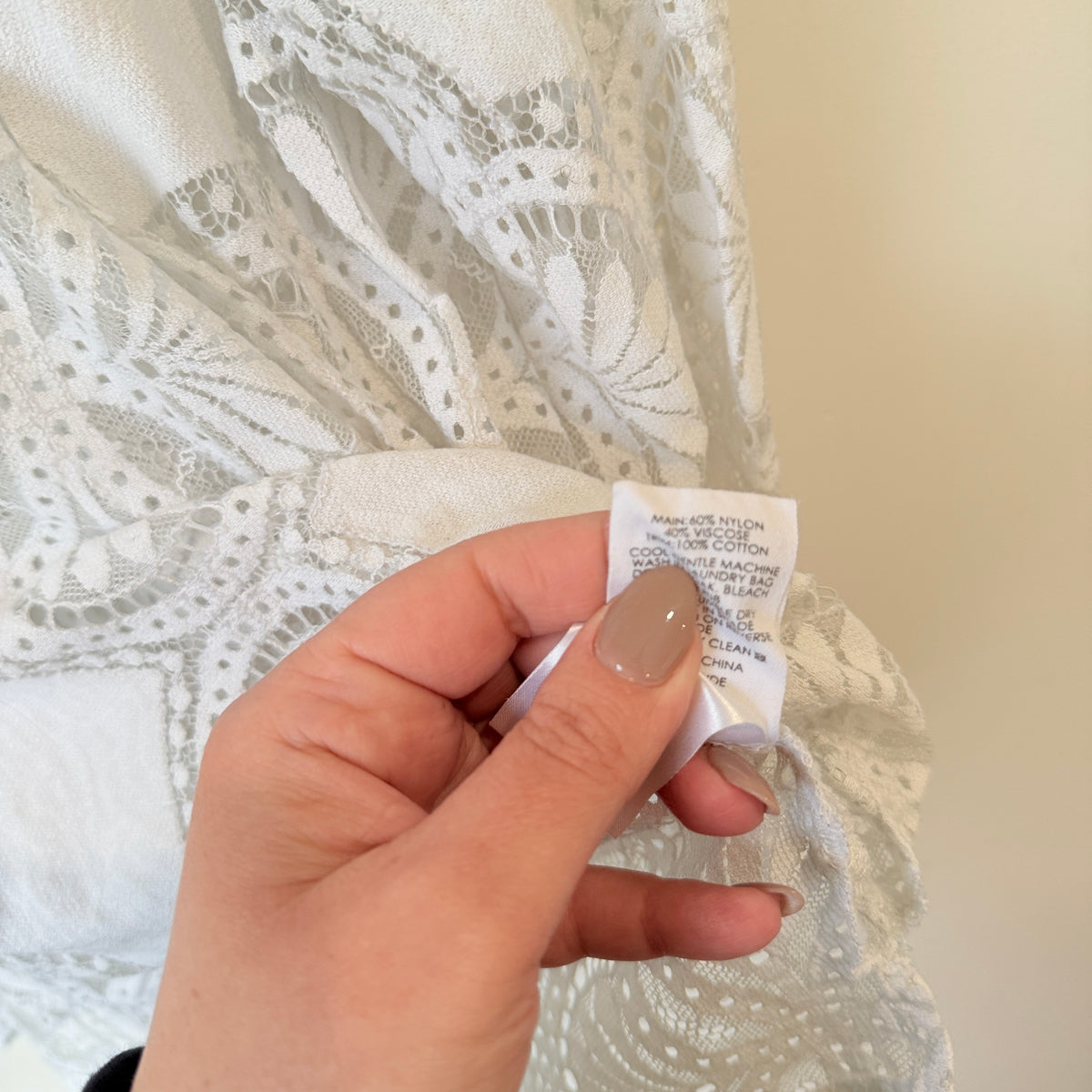Decjuba White Lace Long Sleeve Top Size 10