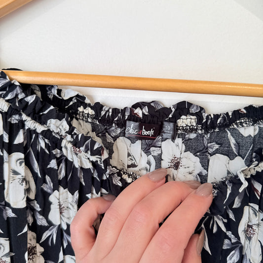 Chic a Booti Black and White Floral Off Shoulder Dress Size 10