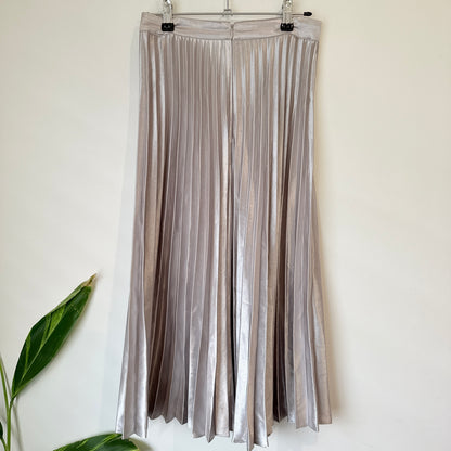 Max Champagne Metallic Pleated Midi Skirt Size 6