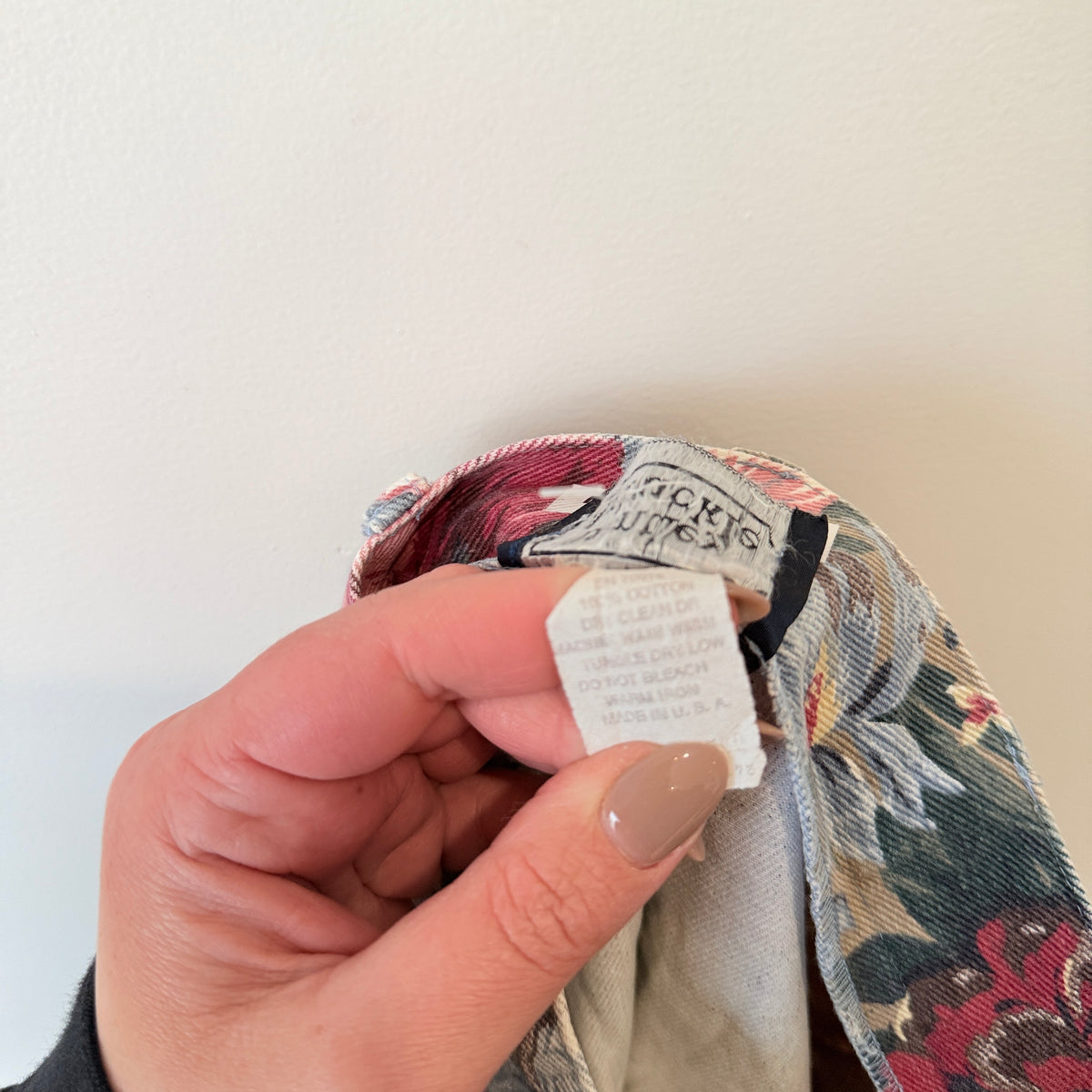 Bentley Arbuckle Floral Tapestry Print Shorts