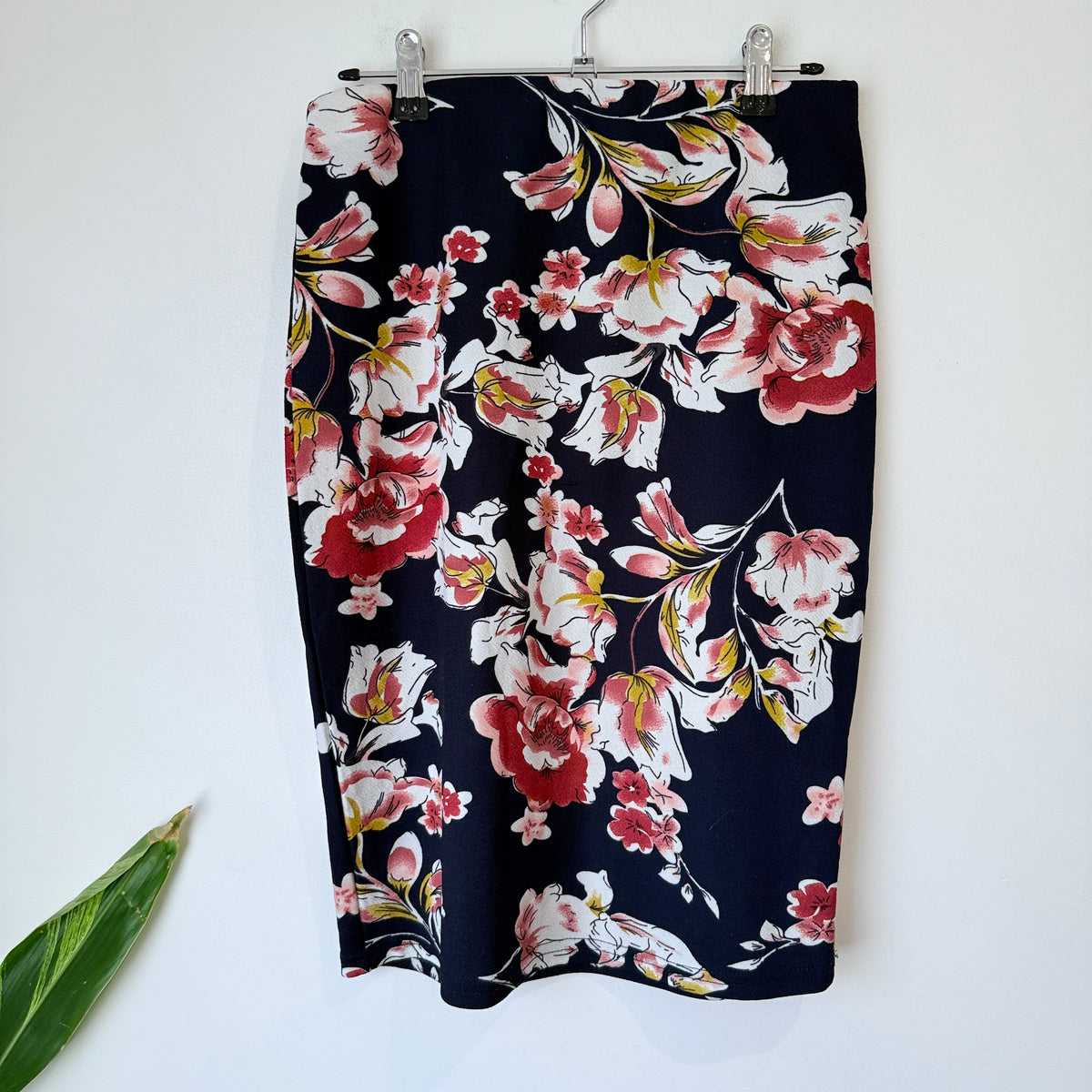 Mirrou Navy Floral Print Pencil Skirt Size M