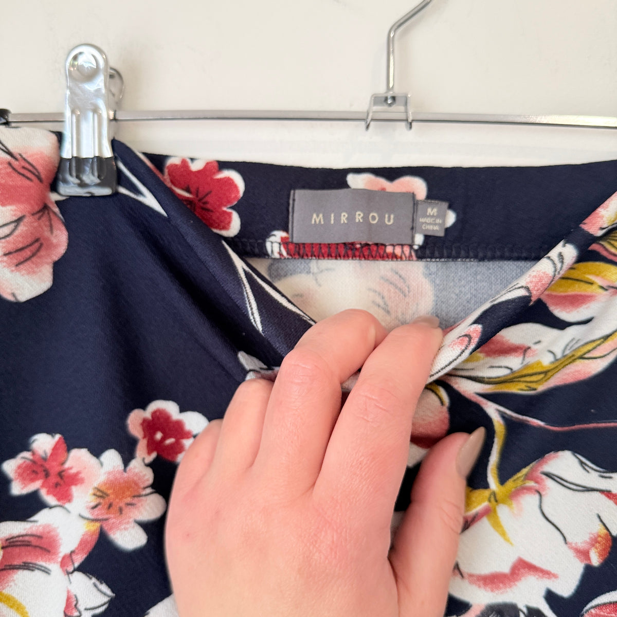Mirrou Navy Floral Print Pencil Skirt Size M