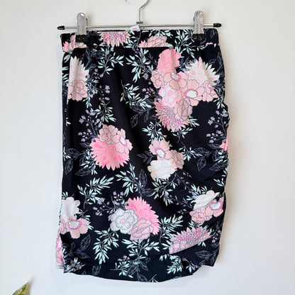 Charlo Black Floral Print Skirt Size 8