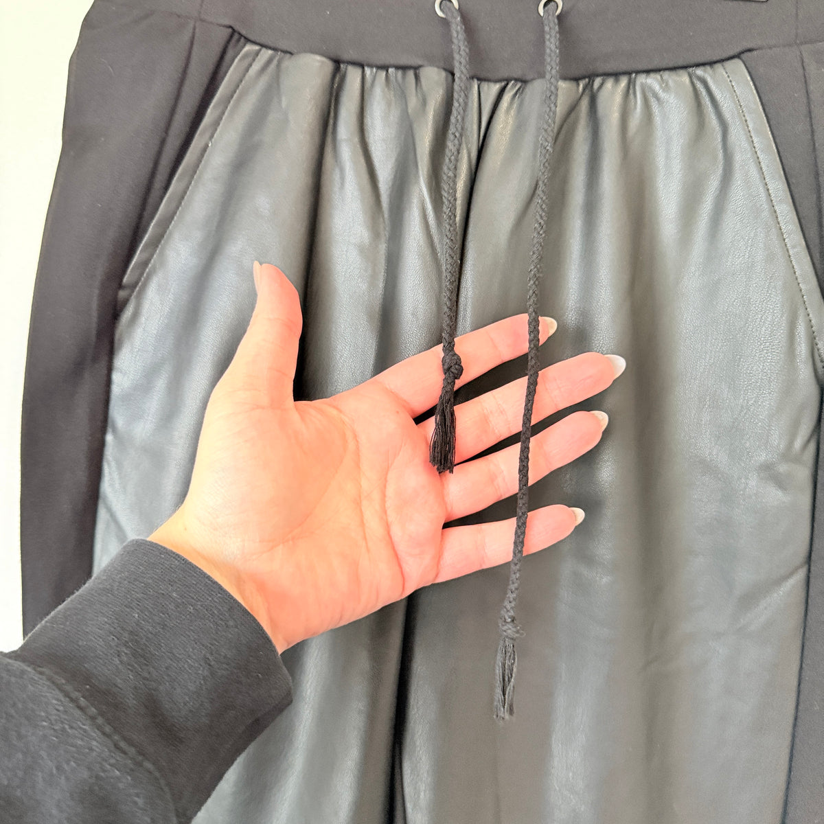 SASS Black Faux Leather Front Pants Size 6