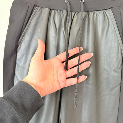 SASS Black Faux Leather Front Pants Size 6
