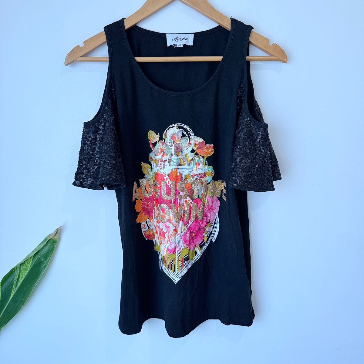 Alaska Tees Black Sequin Cold Shoulder Print Top Size XS