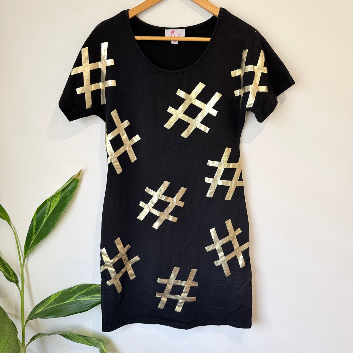 Charlo Black Gold Hashtag Print T-Shirt Dress Size 8
