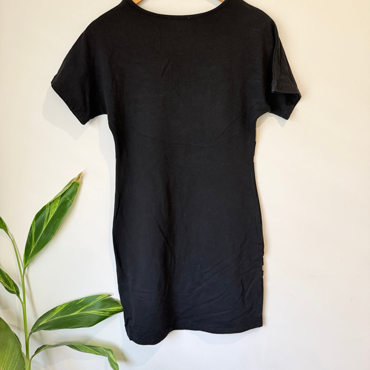 Charlo Black Gold Hashtag Print T-Shirt Dress Size 8
