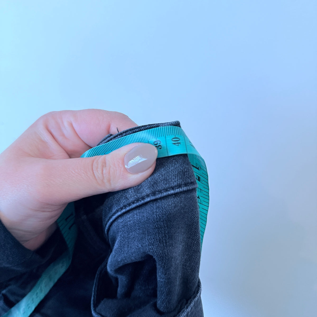 Guess Faded Black Power Skinny Jeans Size 30