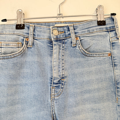 Topshop Light Wash Raw Hem Jeans Size W26 L32