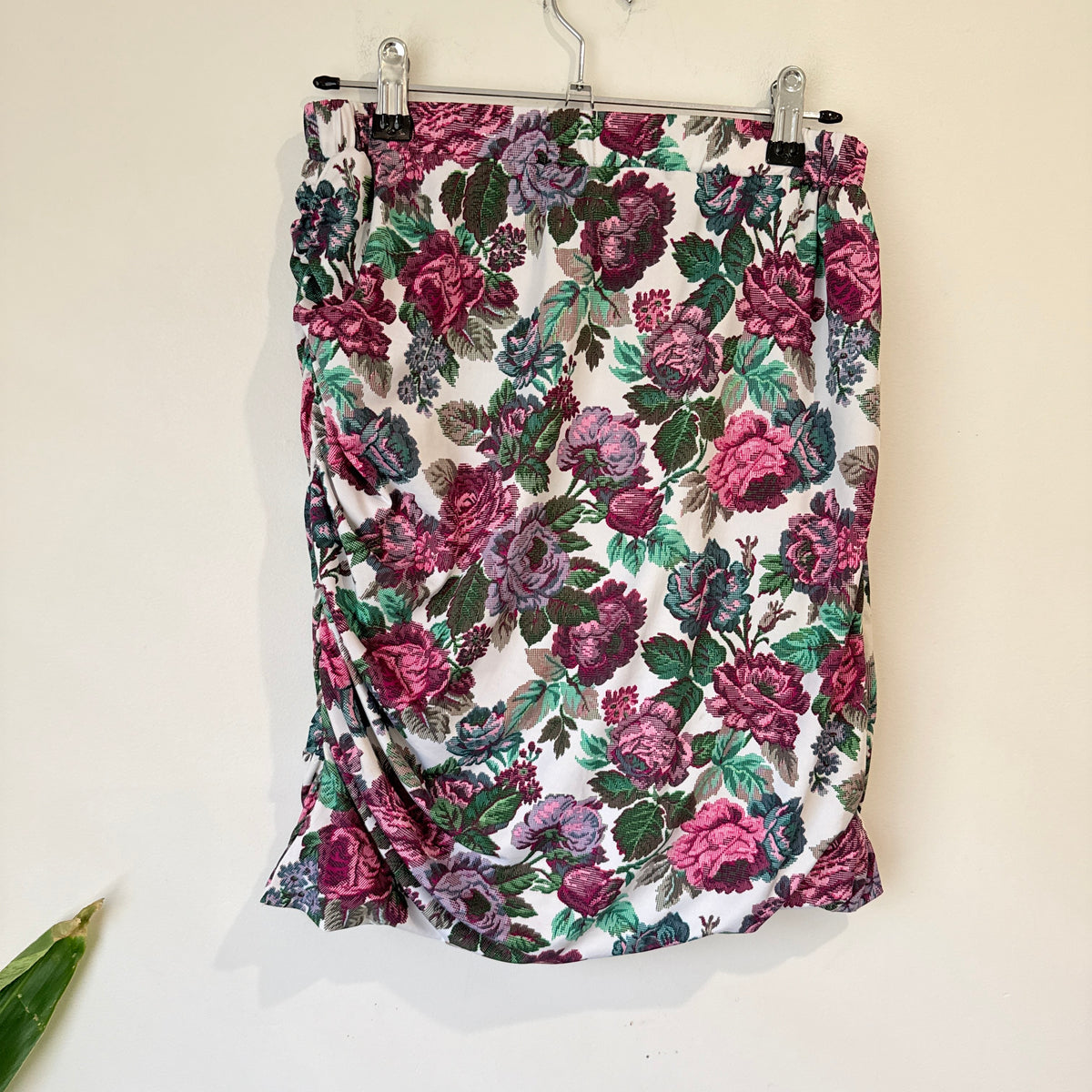 Charlo Cream Floral Print Ruched Skirt