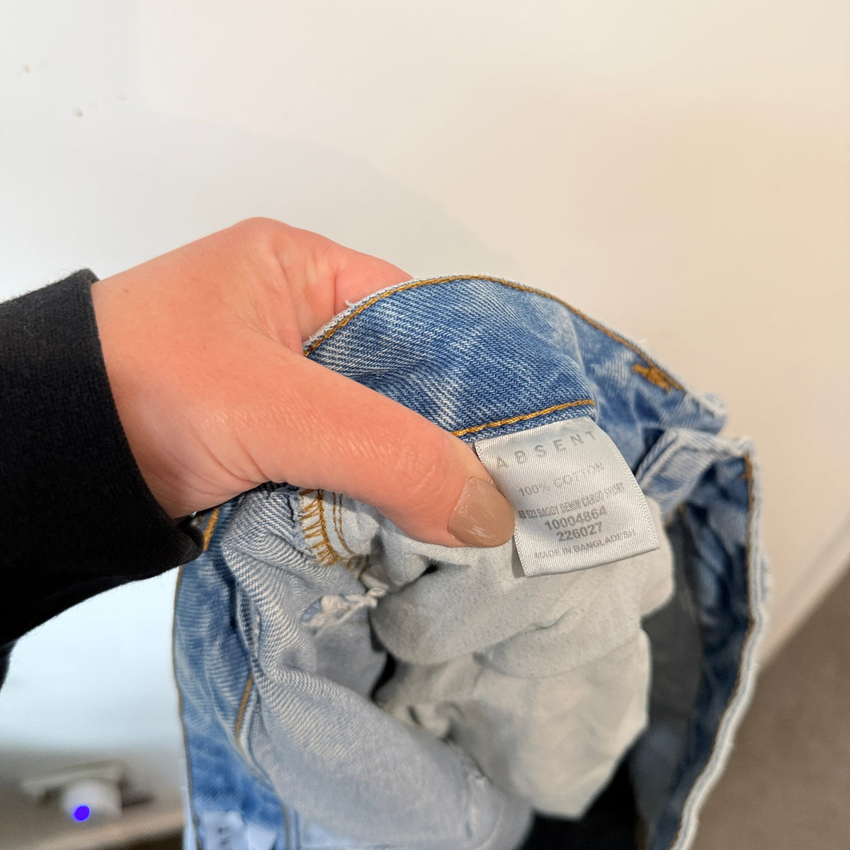 Absent Bleached Wash Baggy Denim Cargo Shorts Size 30