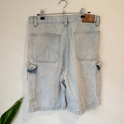Absent Bleached Wash Baggy Denim Cargo Shorts Size 30