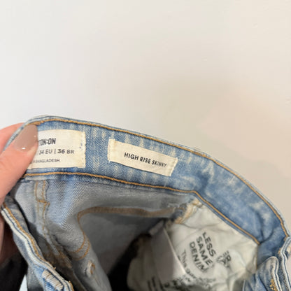 Cotton On Light Wash High Rise Skinny Jeans Size 6