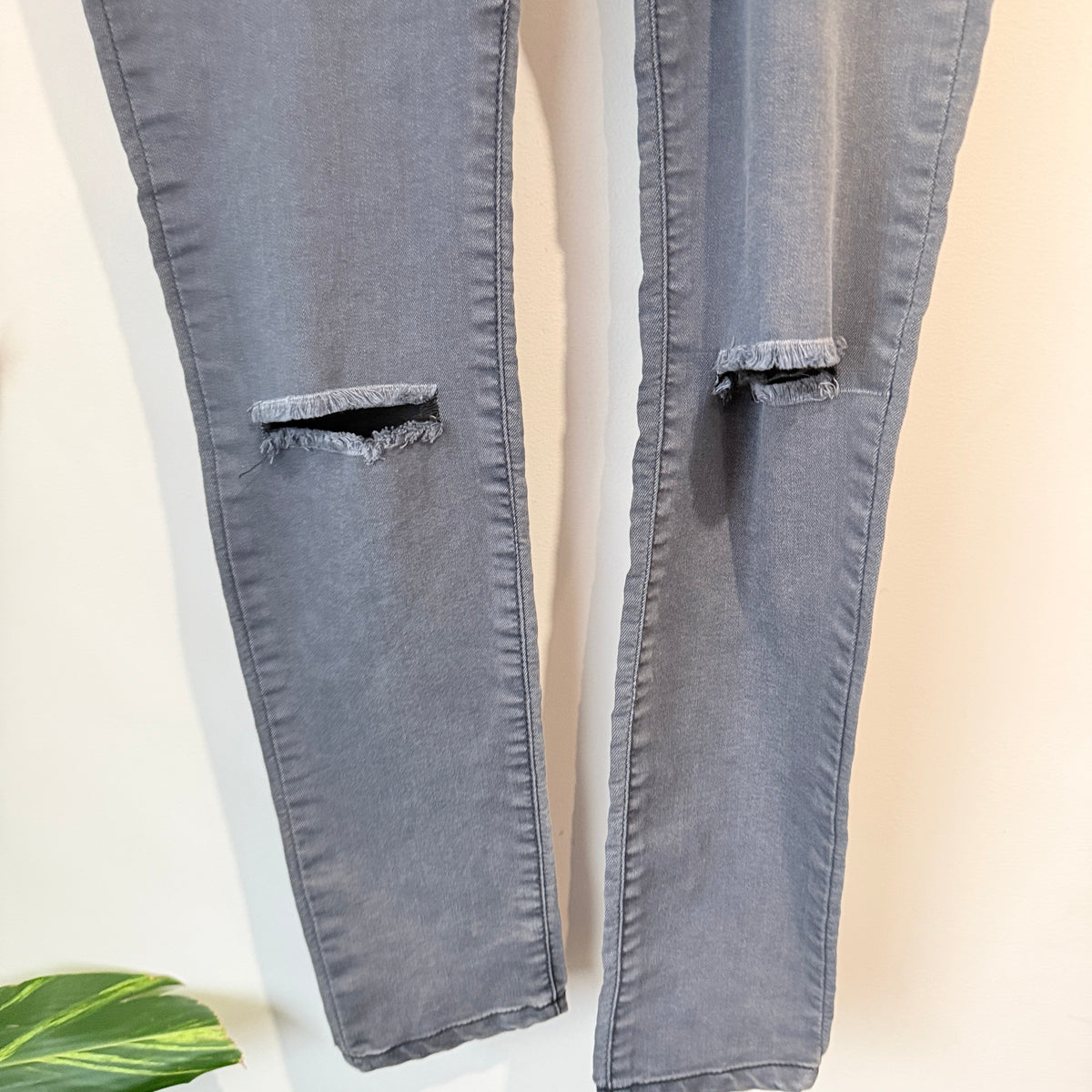 Seed Teen Grey Ripped Knee Skinny Jeans Size 12
