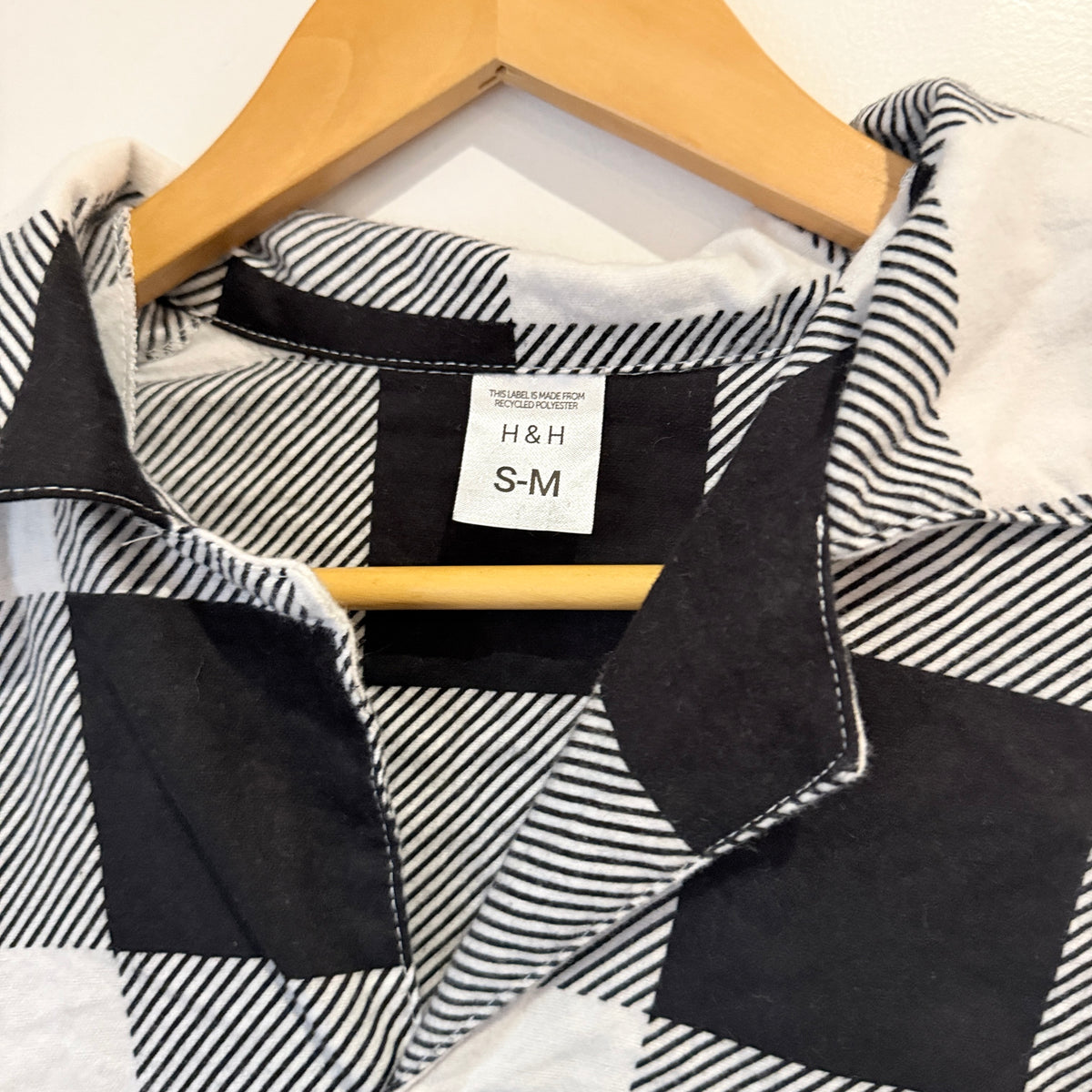 H&H Black and White Check Flannel Shirt Size S-M