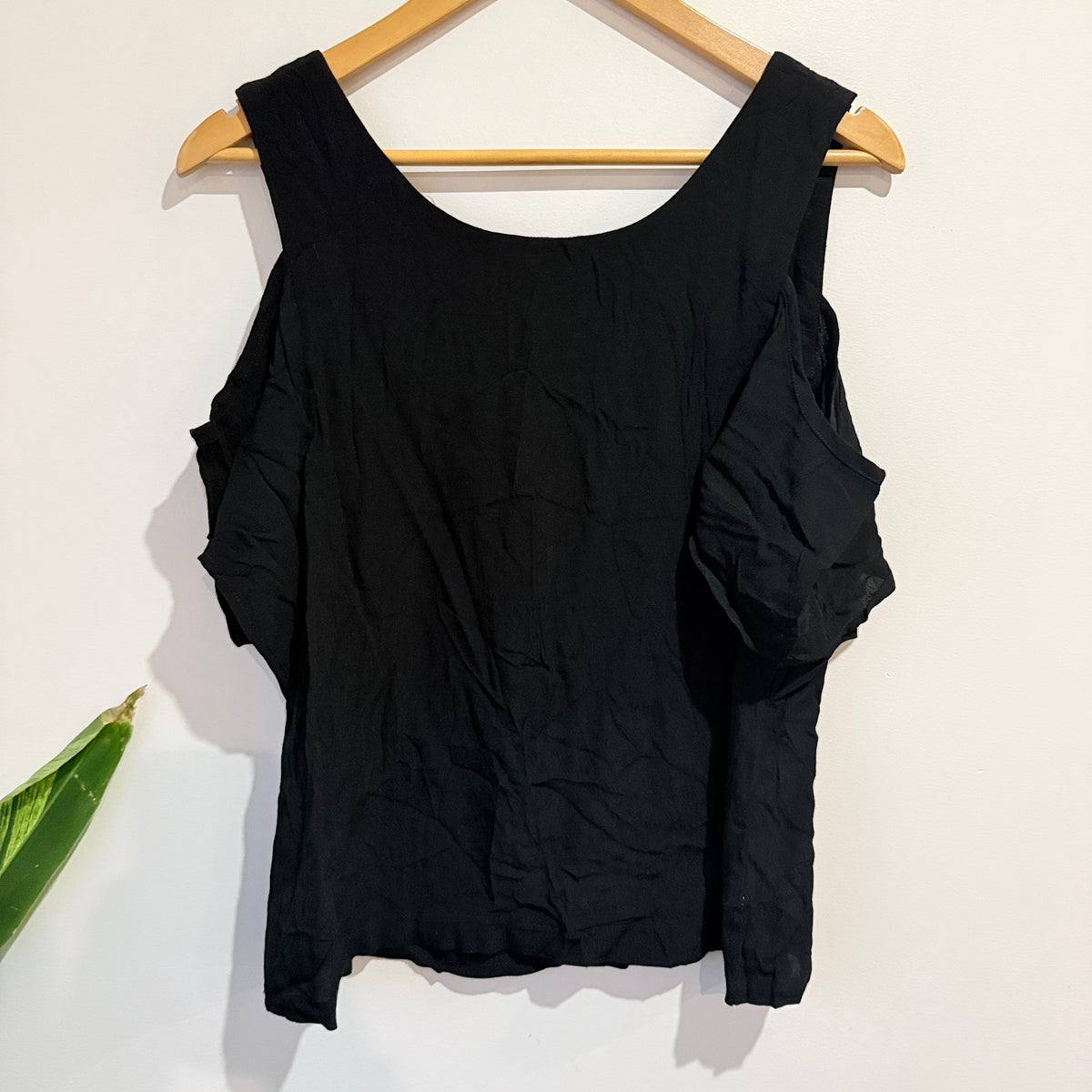 Whistle Black Cold Shoulder Top Size 14