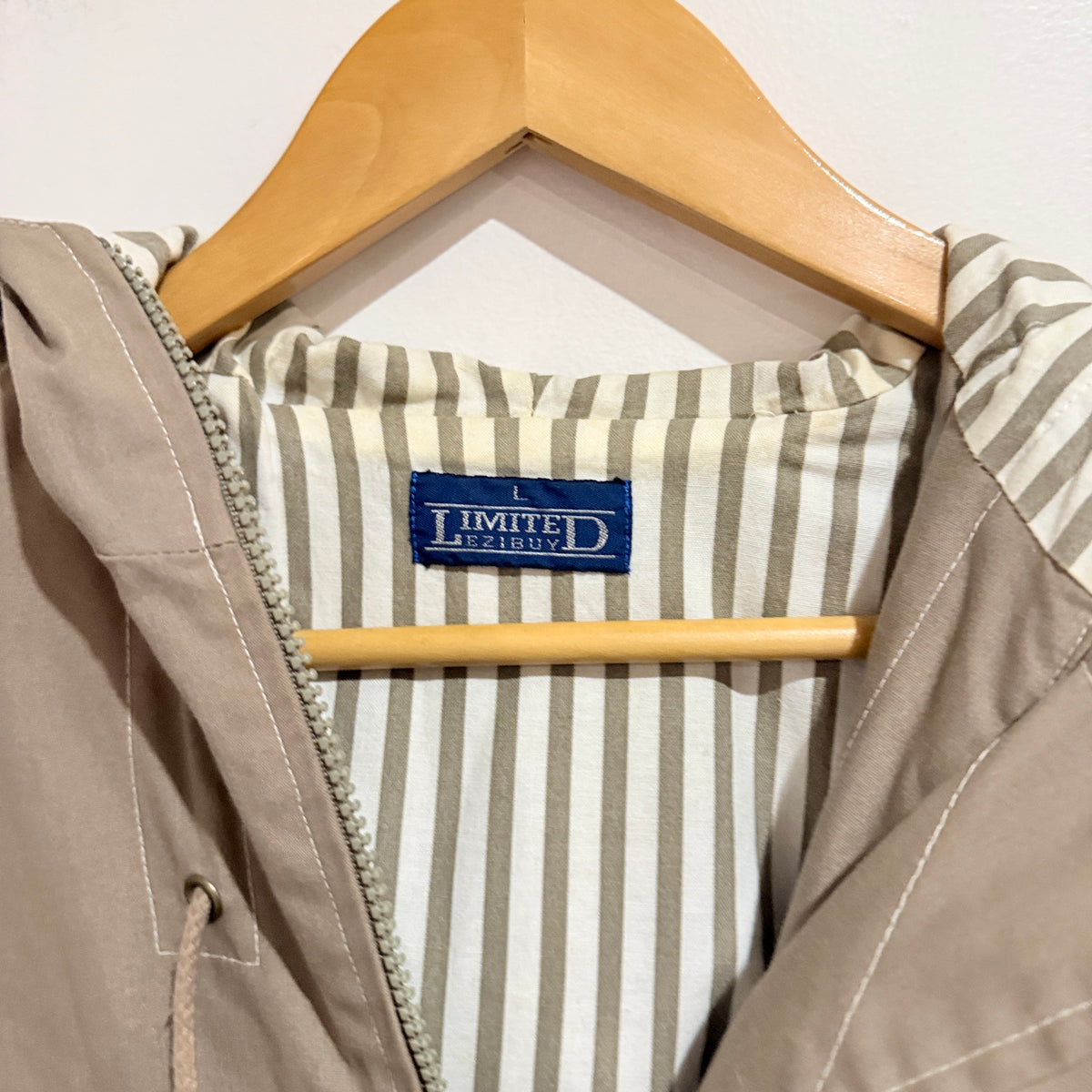 Limited Beige Hooded Utility Jacket Size L