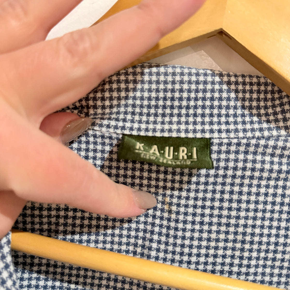 Kauri Navy Houndstooth Sleeveless Shirt Size 16
