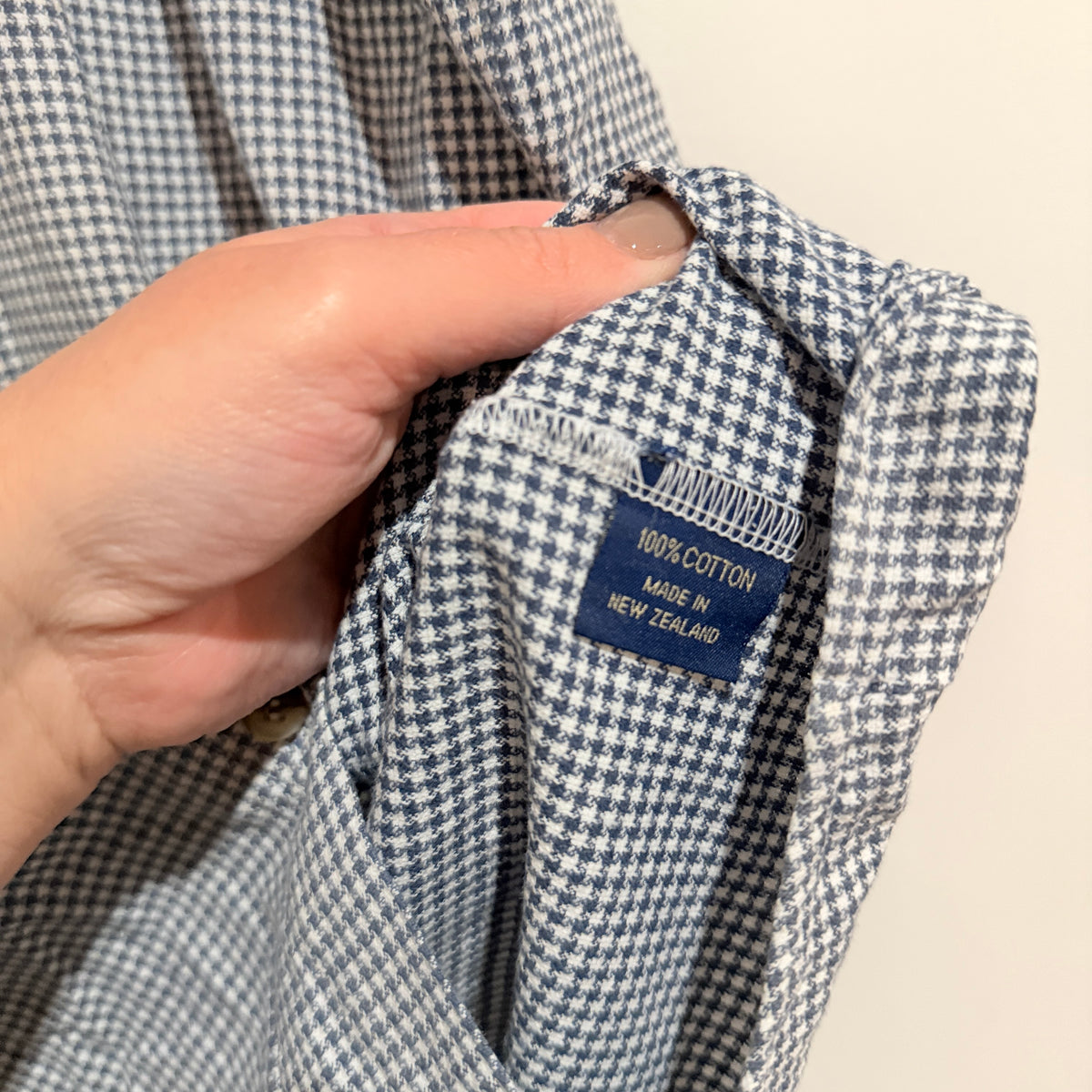 Kauri Navy Houndstooth Sleeveless Shirt Size 16