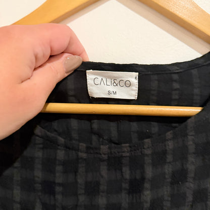 Cali & Co Black Textured Check Smock Top Size S/M
