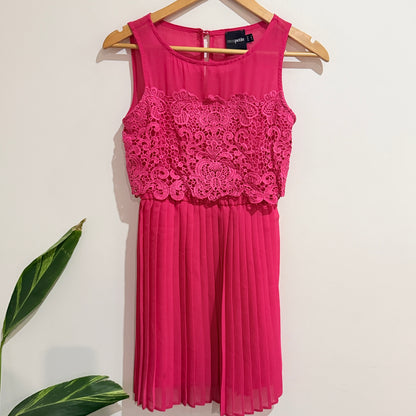 ASOS Petite Hot Pink Crochet Bodice Pleated Dress Size 8