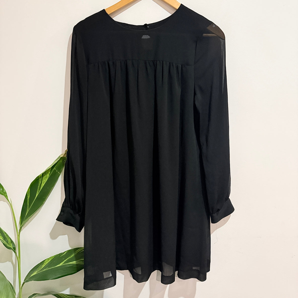 H&M Black Sheer Long Sleeve Smock Dress Size 10