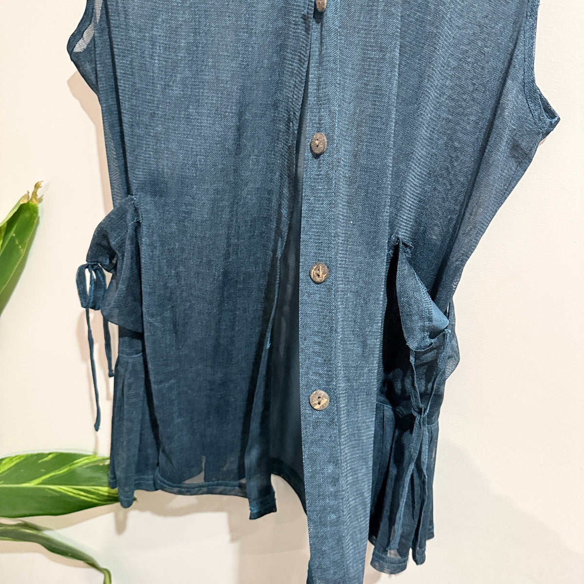 Elegant Semi-sheer Tunic Top Size L