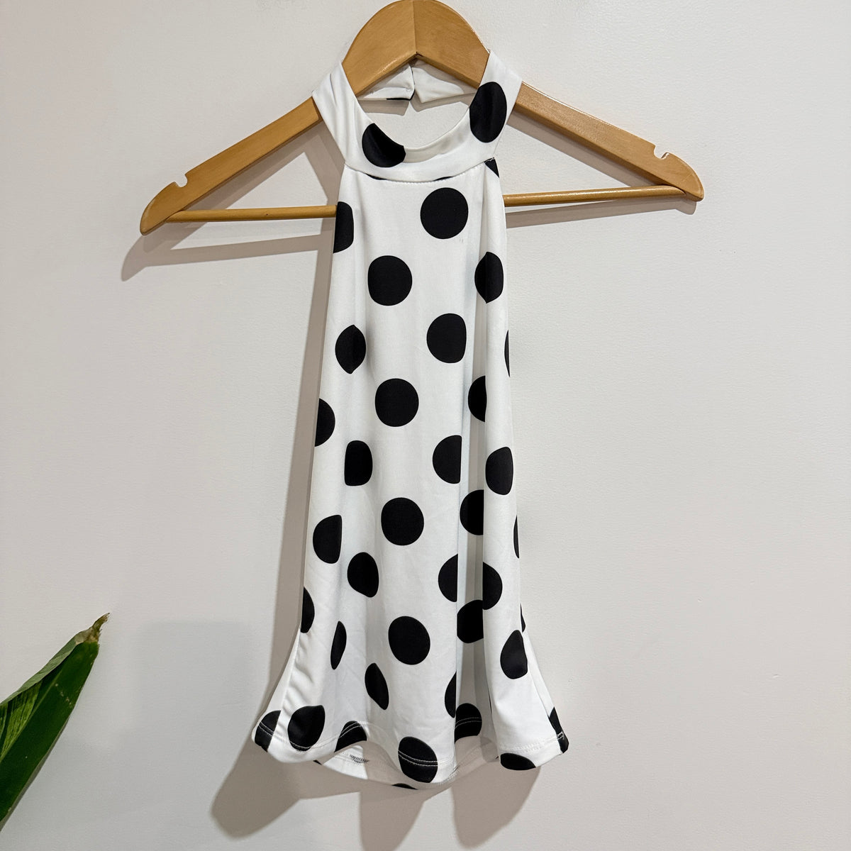 Glassons Halter-neck Top Size L