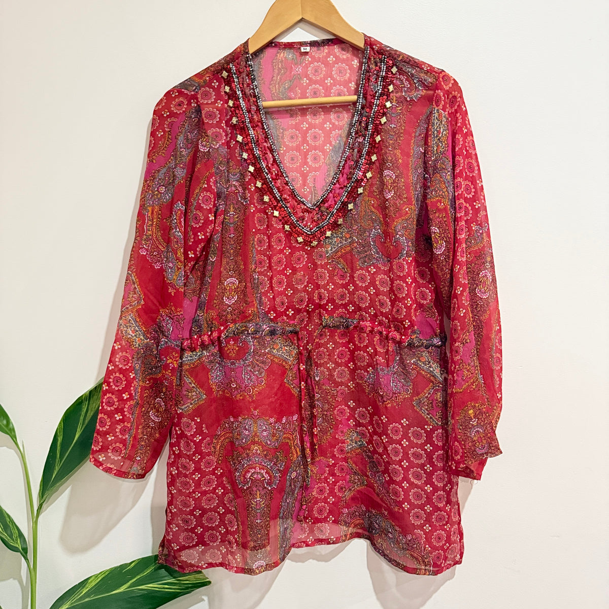 Brand Unknown Semi-sheer Tunic Top Size M | U/Arm to U/Arm 53cm