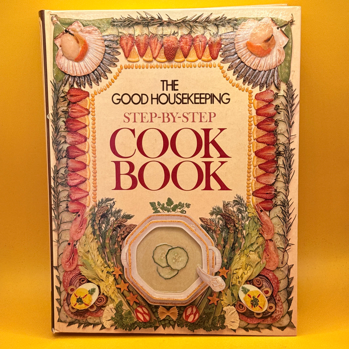 The Good Housekeeping Step-by-Step Cook Book by Gill Edden