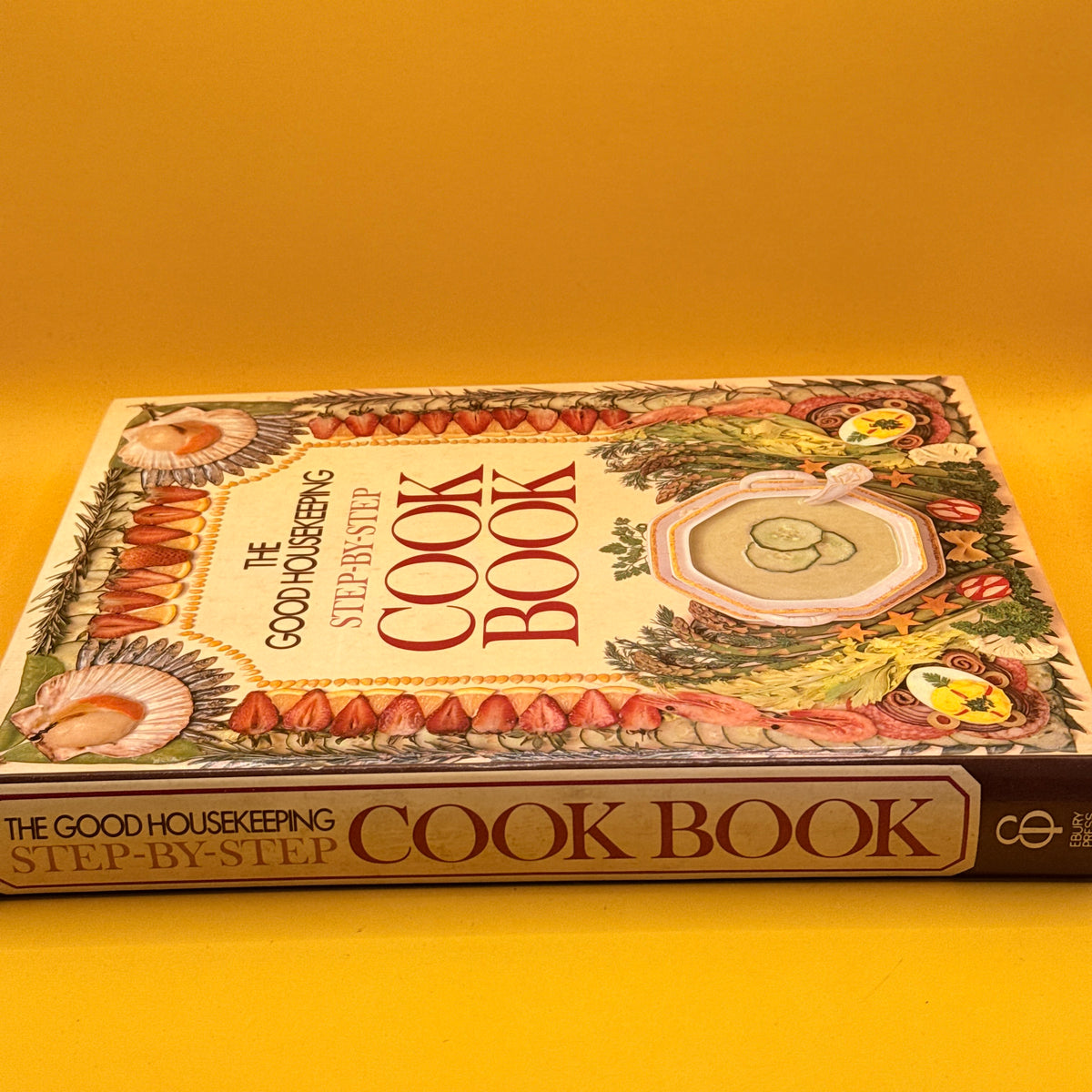The Good Housekeeping Step-by-Step Cook Book by Gill Edden