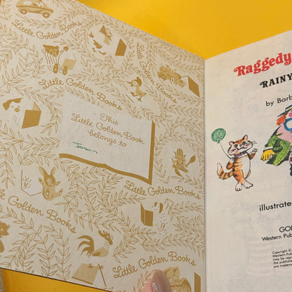 Raggedy Ann and Andy and the Rainy-Day Circus by Barbara Shook Hazen (1973)