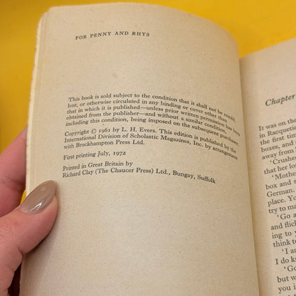 The Racketty Street Gang by L. H. Evers (1972)