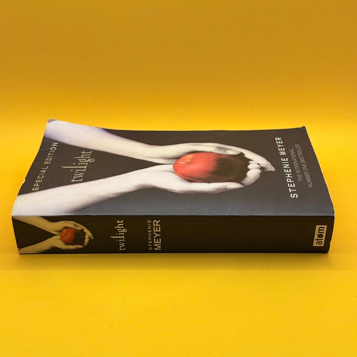 Twilight by Stephenie Meyer