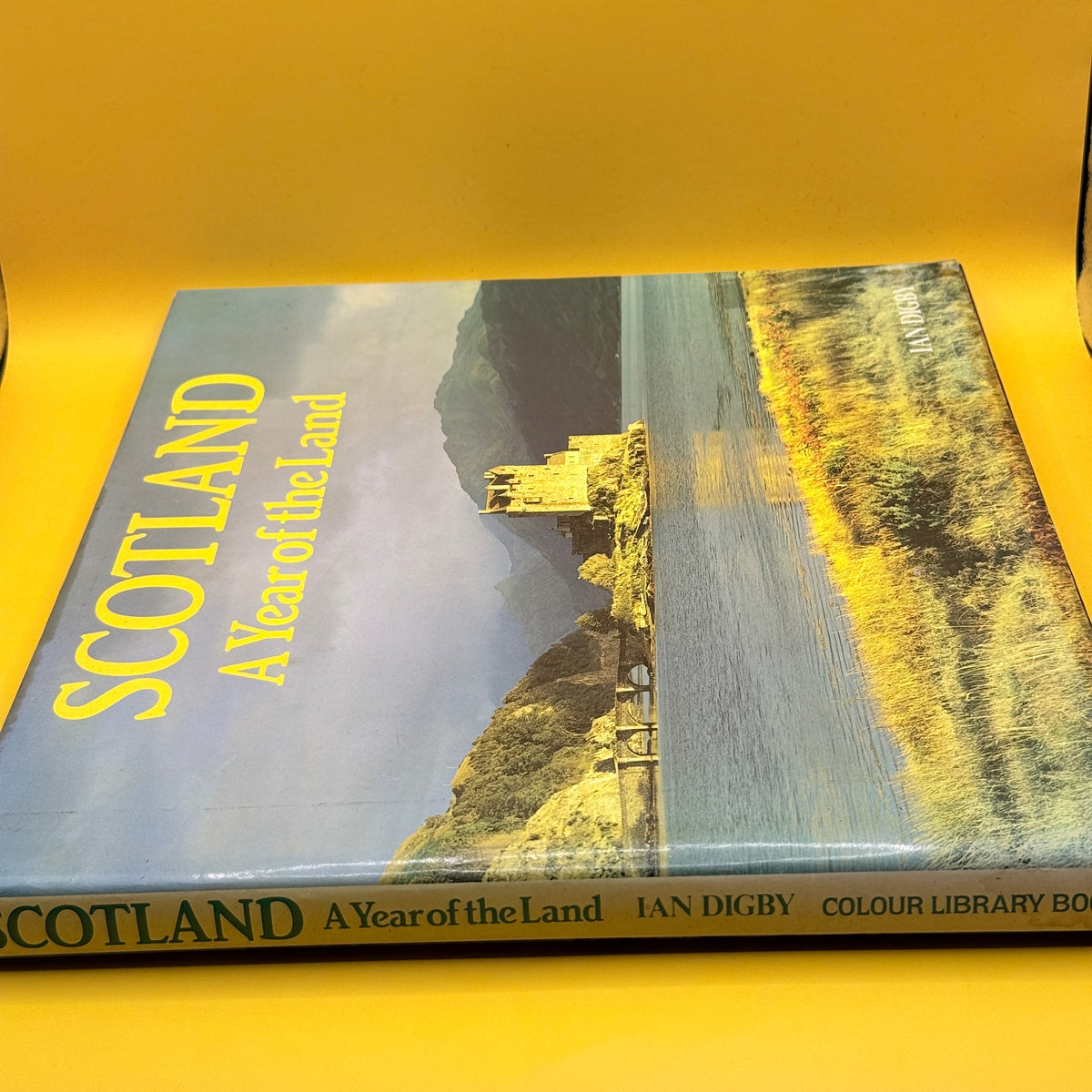 Scotland: A Year of the Land by Ian Digby