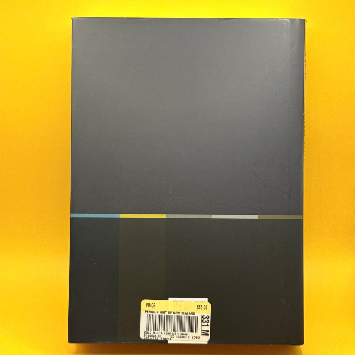 The Penguin History of New Zealand Illustrated by Michael King