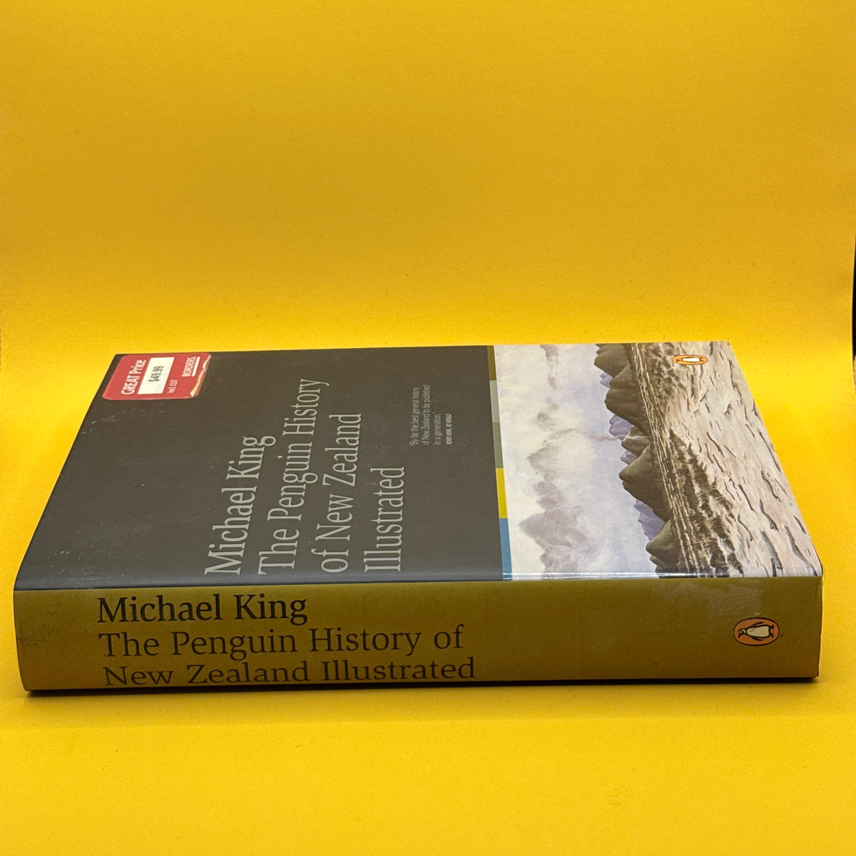 The Penguin History of New Zealand Illustrated by Michael King