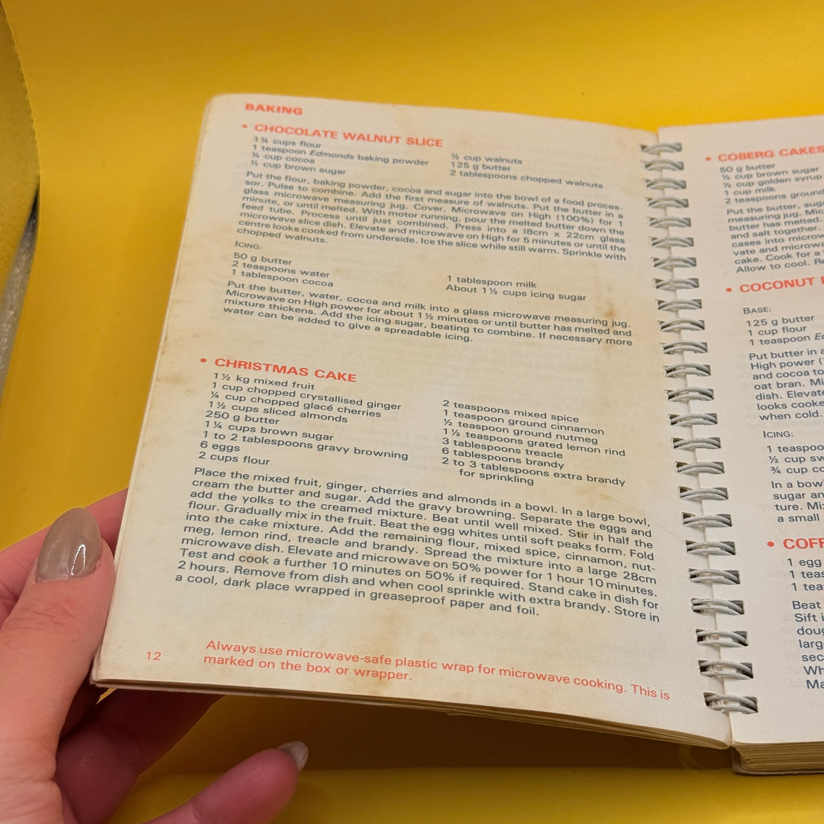 Vintage Edmonds Microwave Cookery Book by Edmonds (1989)