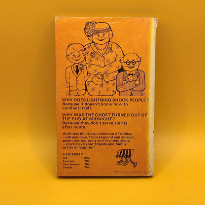 Piccolo Book of Riddles by J. B. Cunningham (1973)