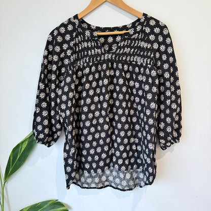 Black and White Floral Print Half Sleeve Top Size 14
