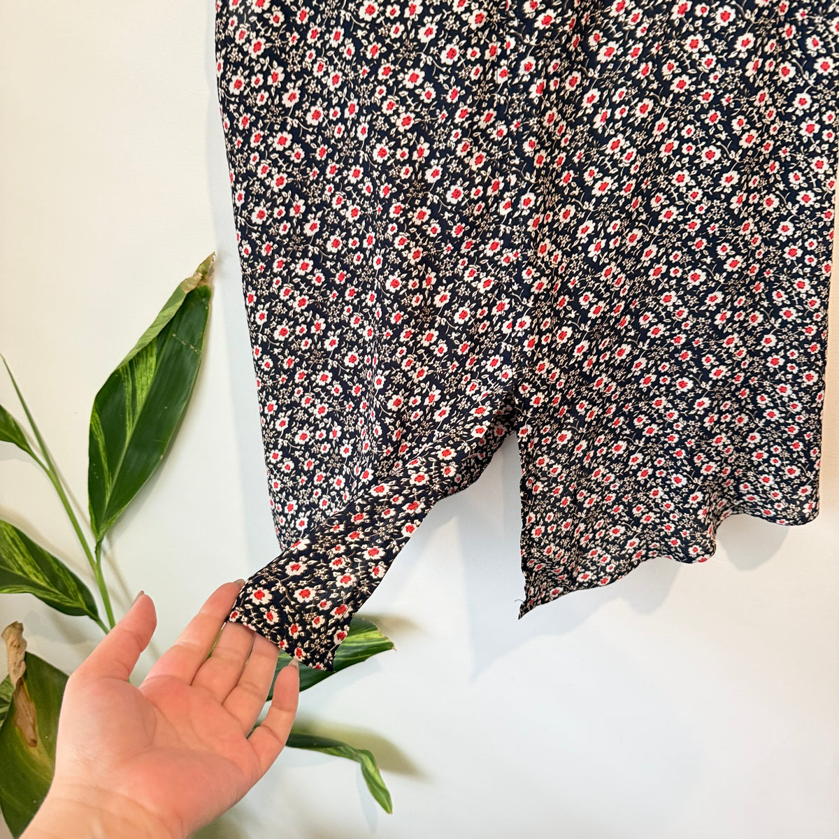 Dotti Navy Ditsy Floral Print Sleeveless Top Size 12