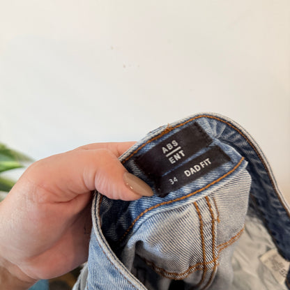 Absent Light Wash Kennedy Dad Jeans Size 34