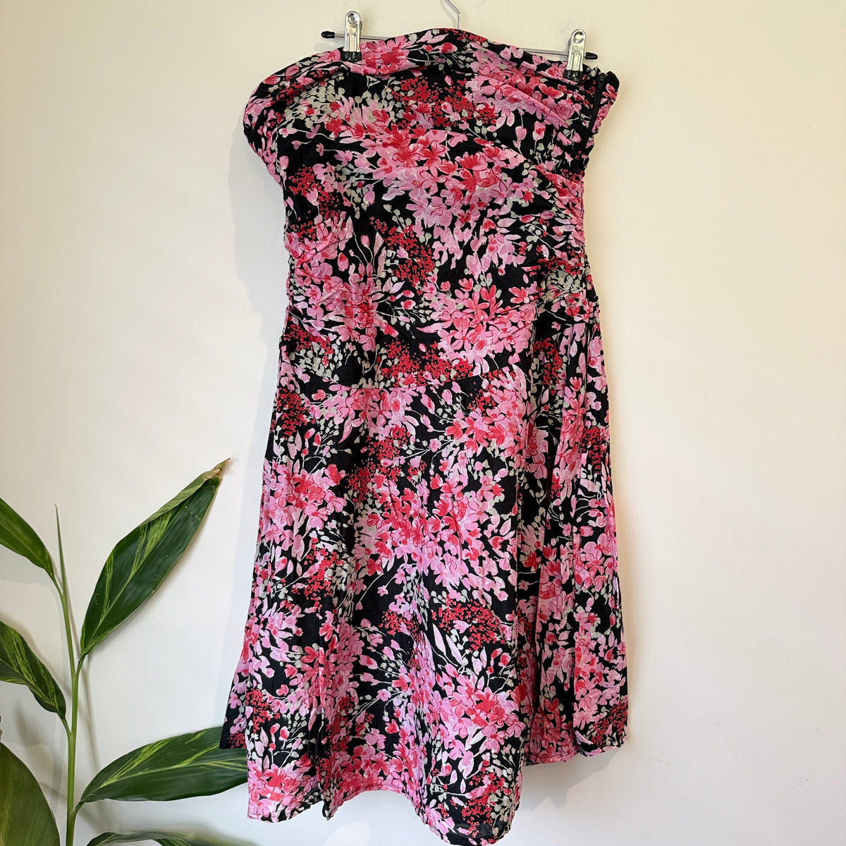 Portmans Pink and Black Floral Strapless Dress Size 16