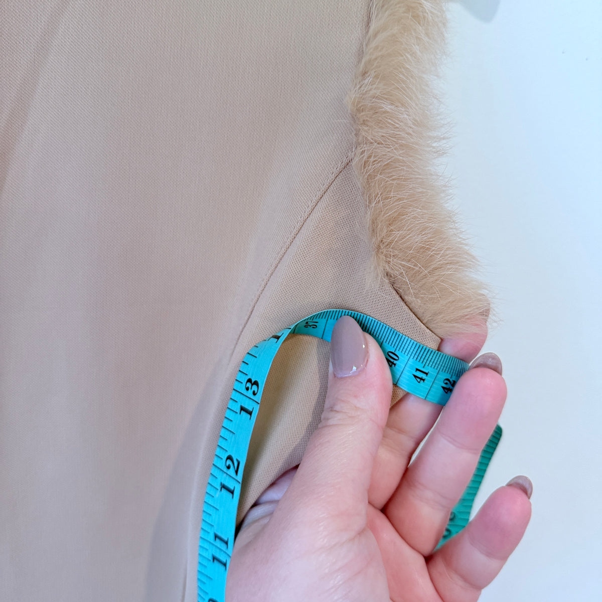 Single Noble Sleeveless Dress Size M | U/Arm to U/Arm 41cm