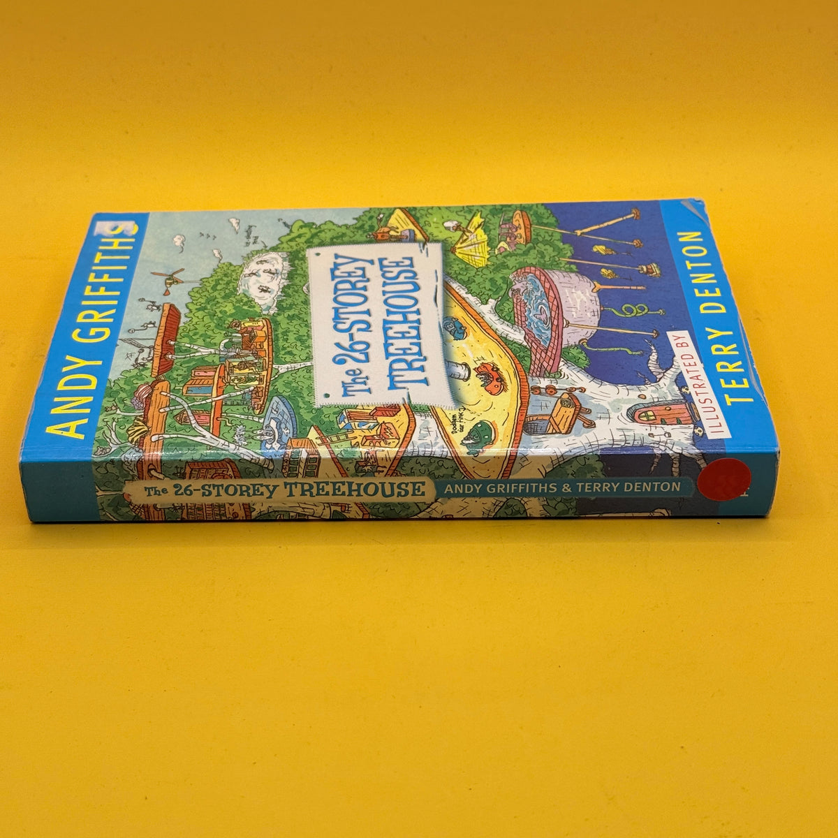 The 26-Storey Treehouse by Andy Griffiths