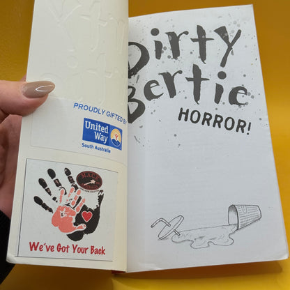 Dirty Bertie: Horror! by Alan MacDonald