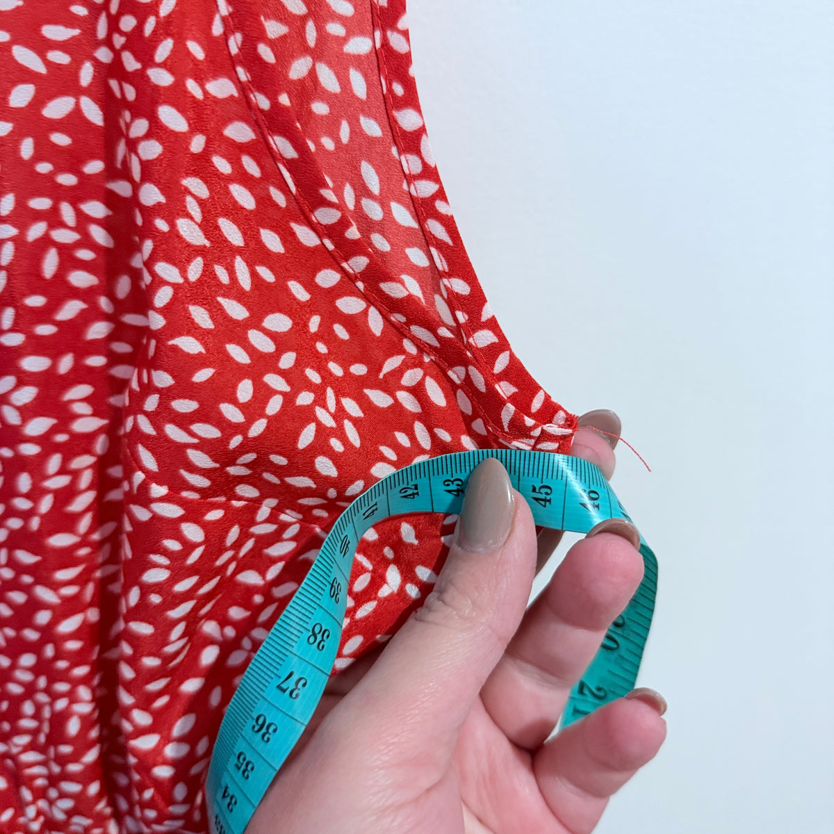 Forever 21 Red and White Petal Print Sleeveless Dress