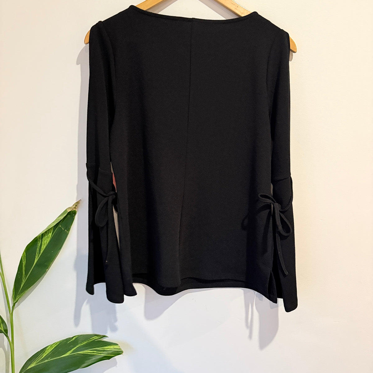 Black Cold Shoulder Tie Sleeve Top Size 10