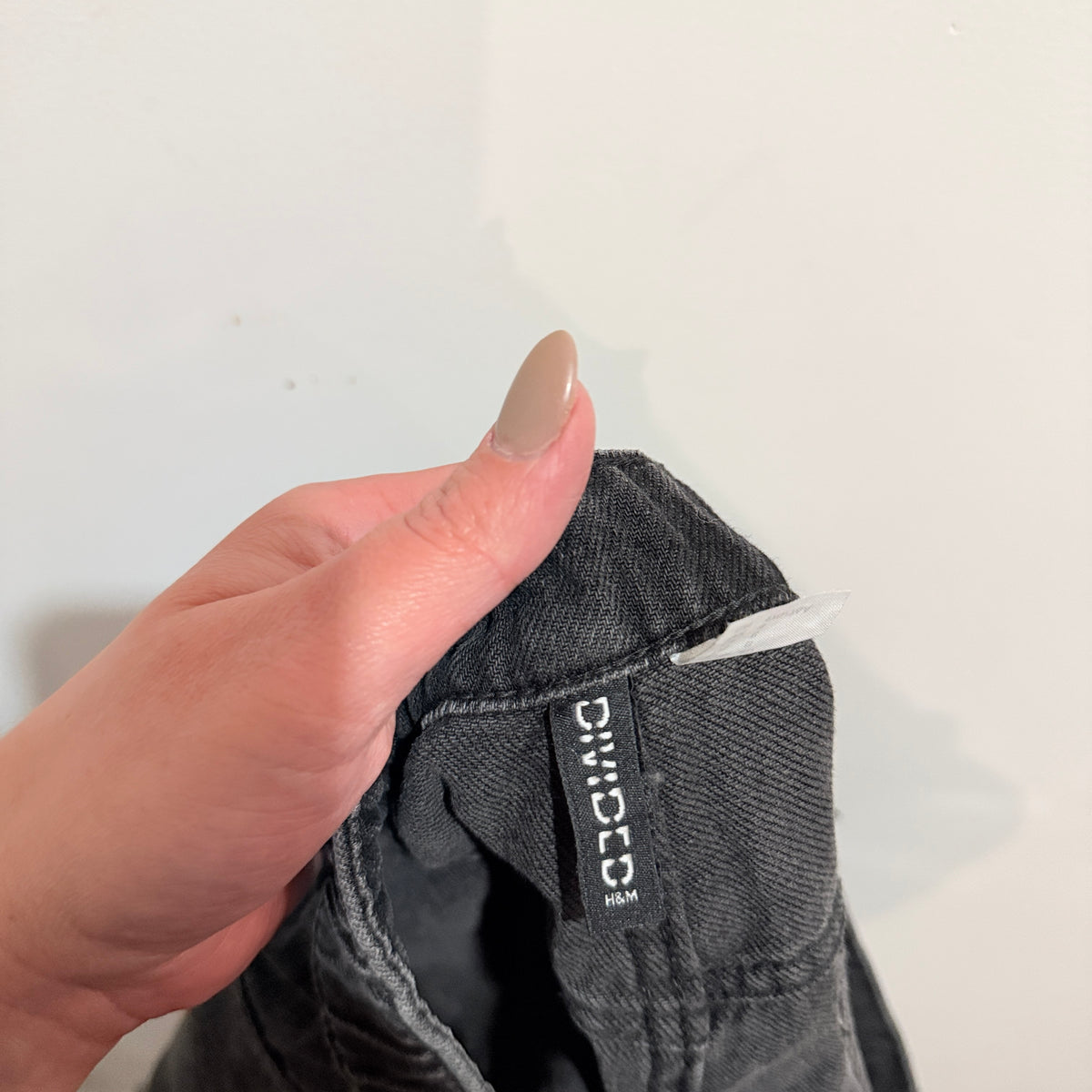 H&M Divided Black Denim Cut Off Shorts Size 12